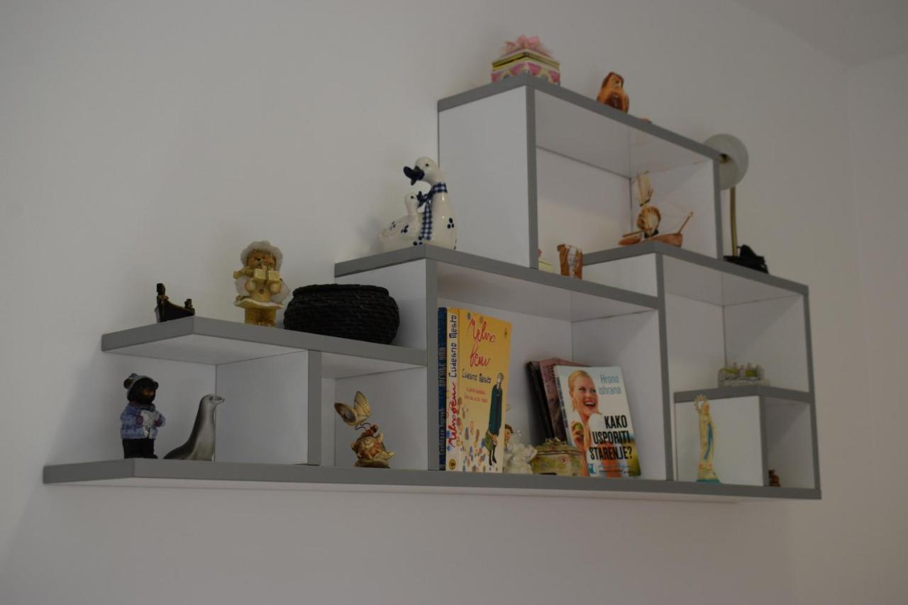 Apartmani K&V Veliko Gradiste Luaran gambar